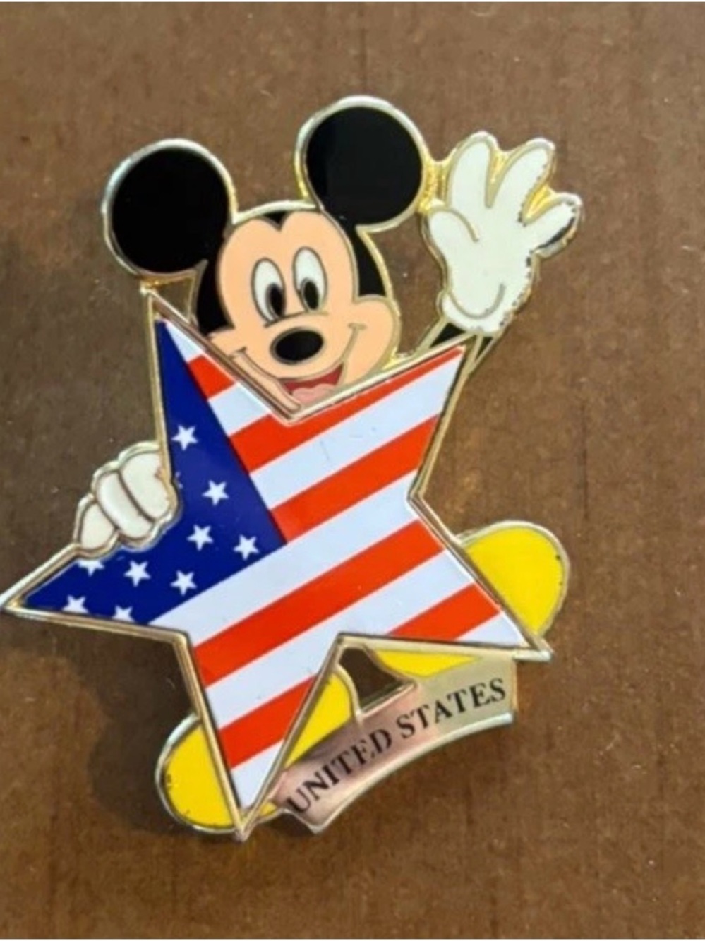 Disney Mickey Star Pin - 100 Years of Dreams - United States Flag